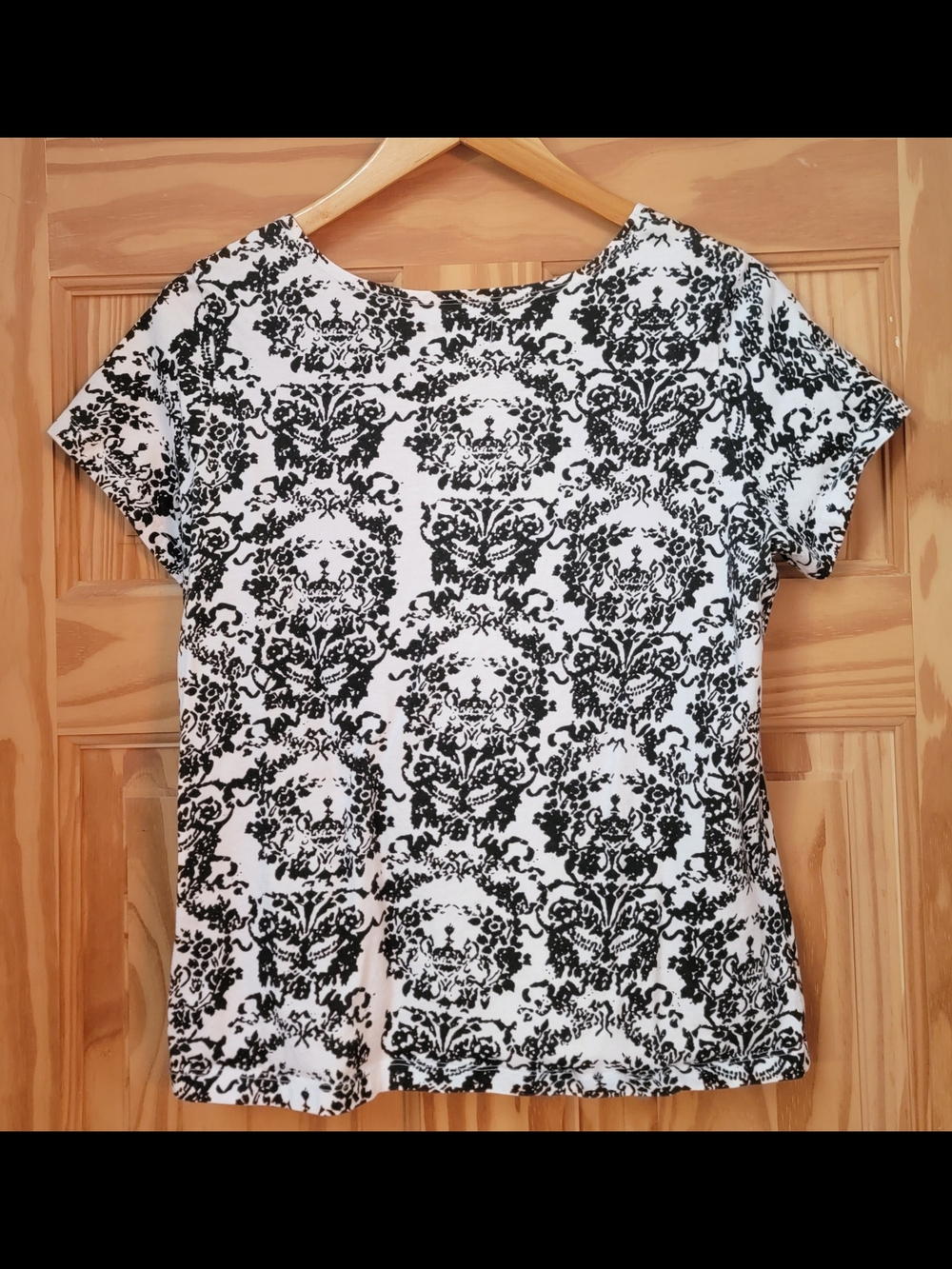 Bridgewater Studio Black and White Scoop Neck Short Sleeve Tee - Size 1X - Picture 2 of 3